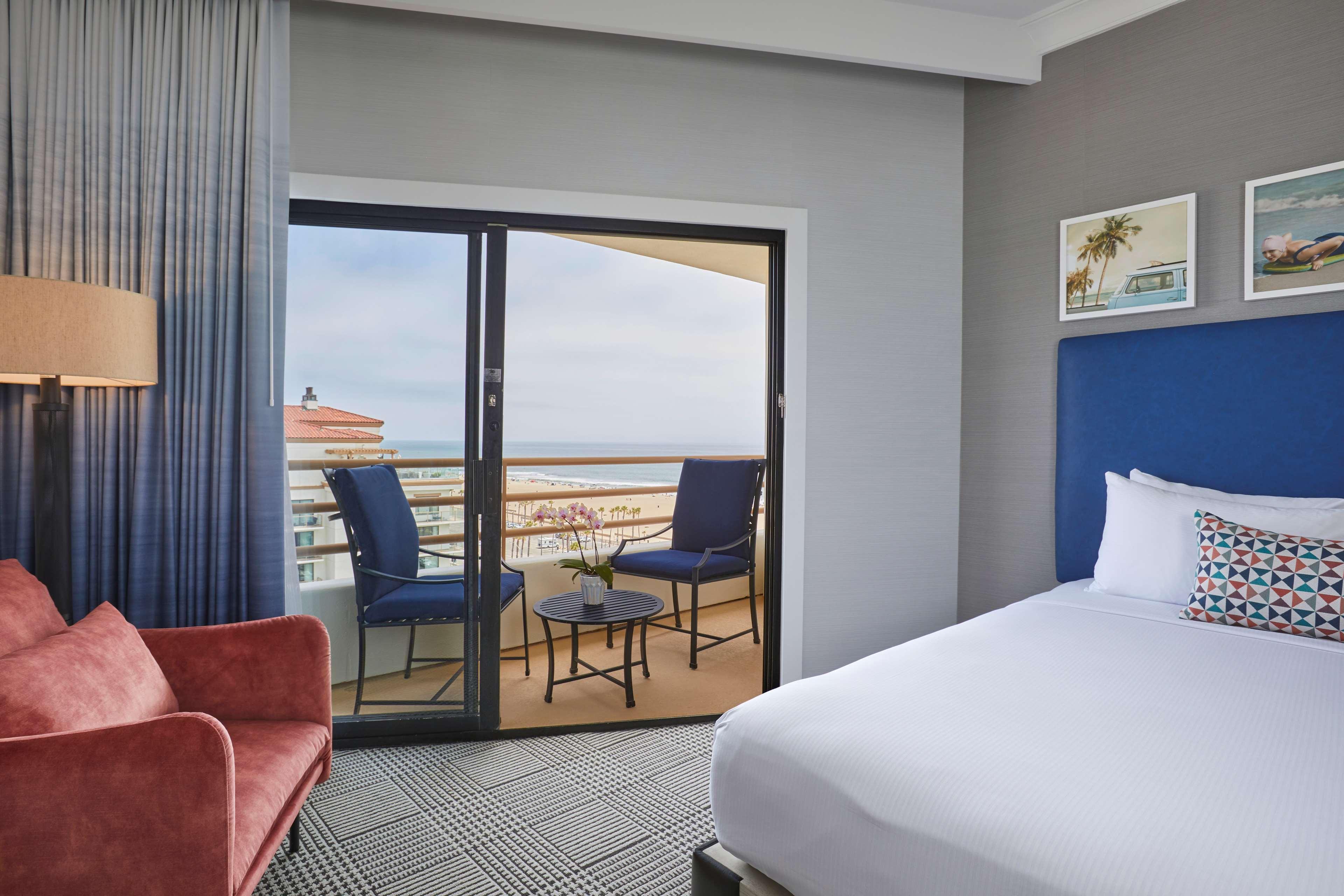 The Waterfront Resort, A Hilton