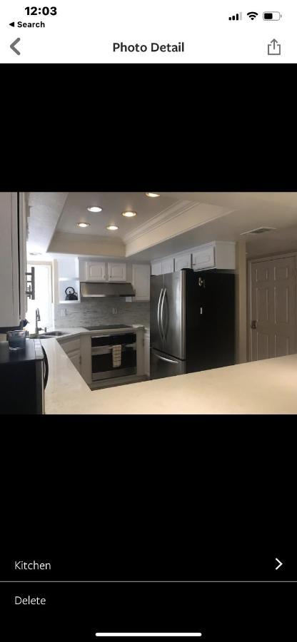 Holiday home Pacific Breeze Right Next To Huntington Pier! Steps From Beach!! Huntington Beach