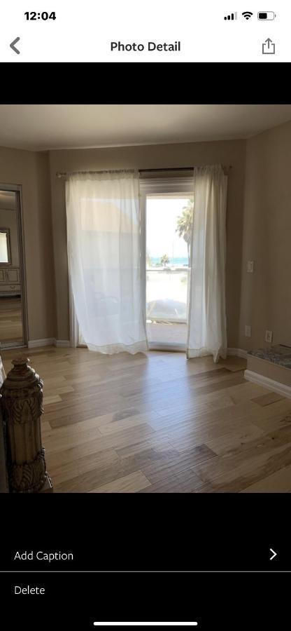 Holiday home Pacific Breeze Right Next To Huntington Pier! Steps From Beach!! Huntington Beach