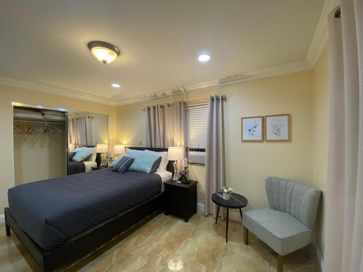 Apartment Huntington Adorable 2 Bedrooms, 2 Bathrooms