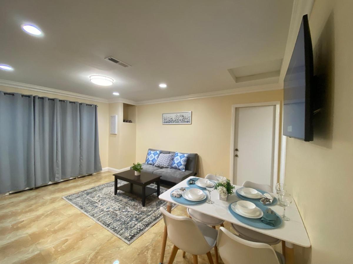 Huntington Adorable 2 Bedrooms, 2 Bathrooms Huntington Beach