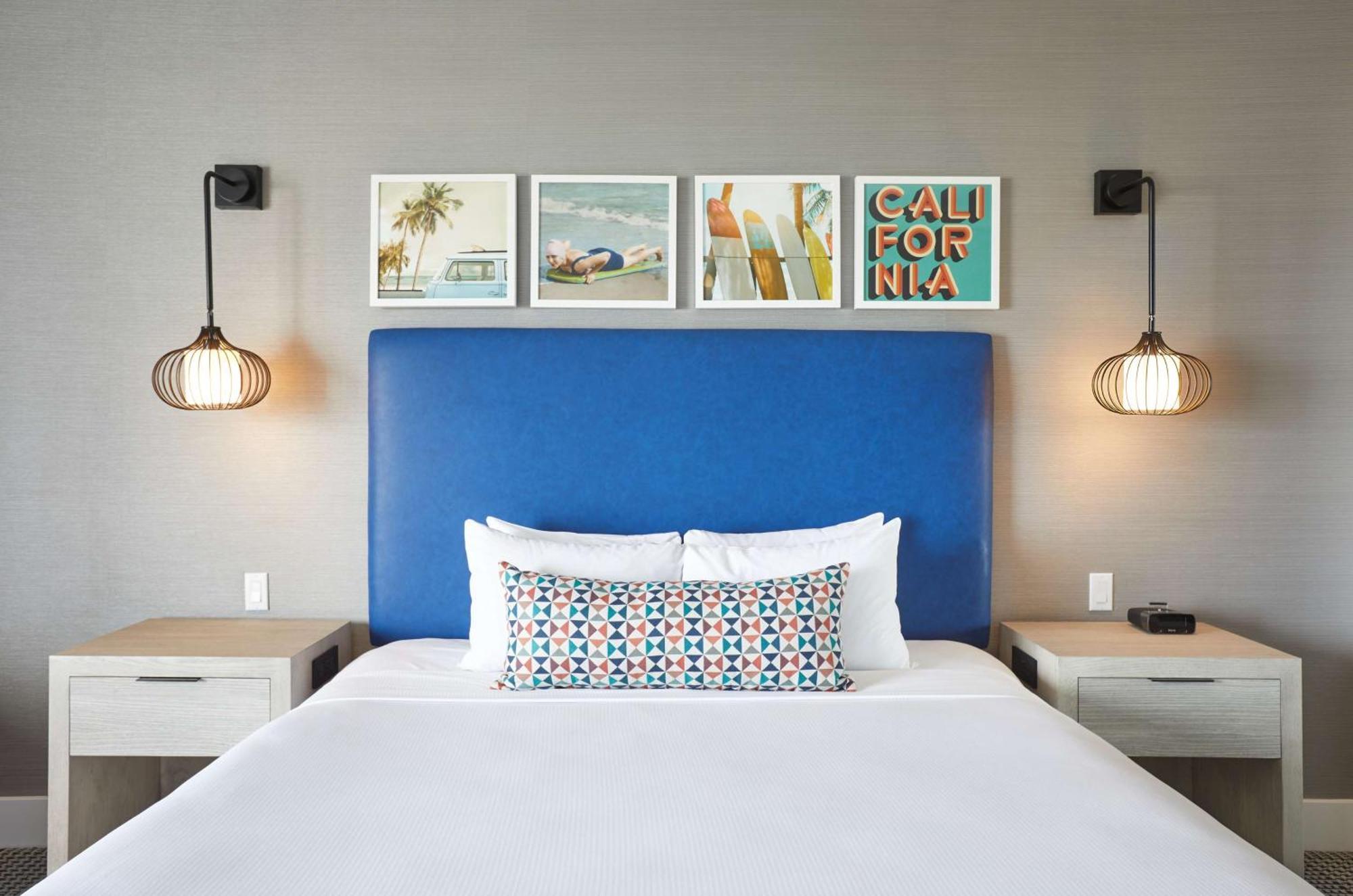 The Waterfront Resort, A Hilton Huntington Beach