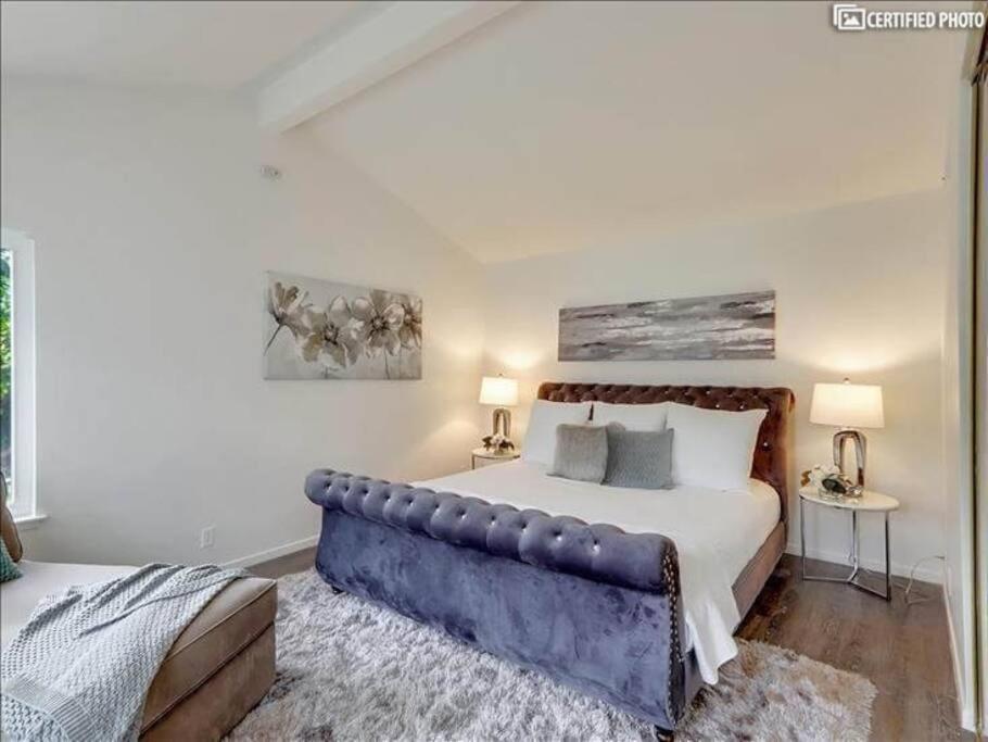 Vanellie House-huntington 3beds-2baths Holiday home