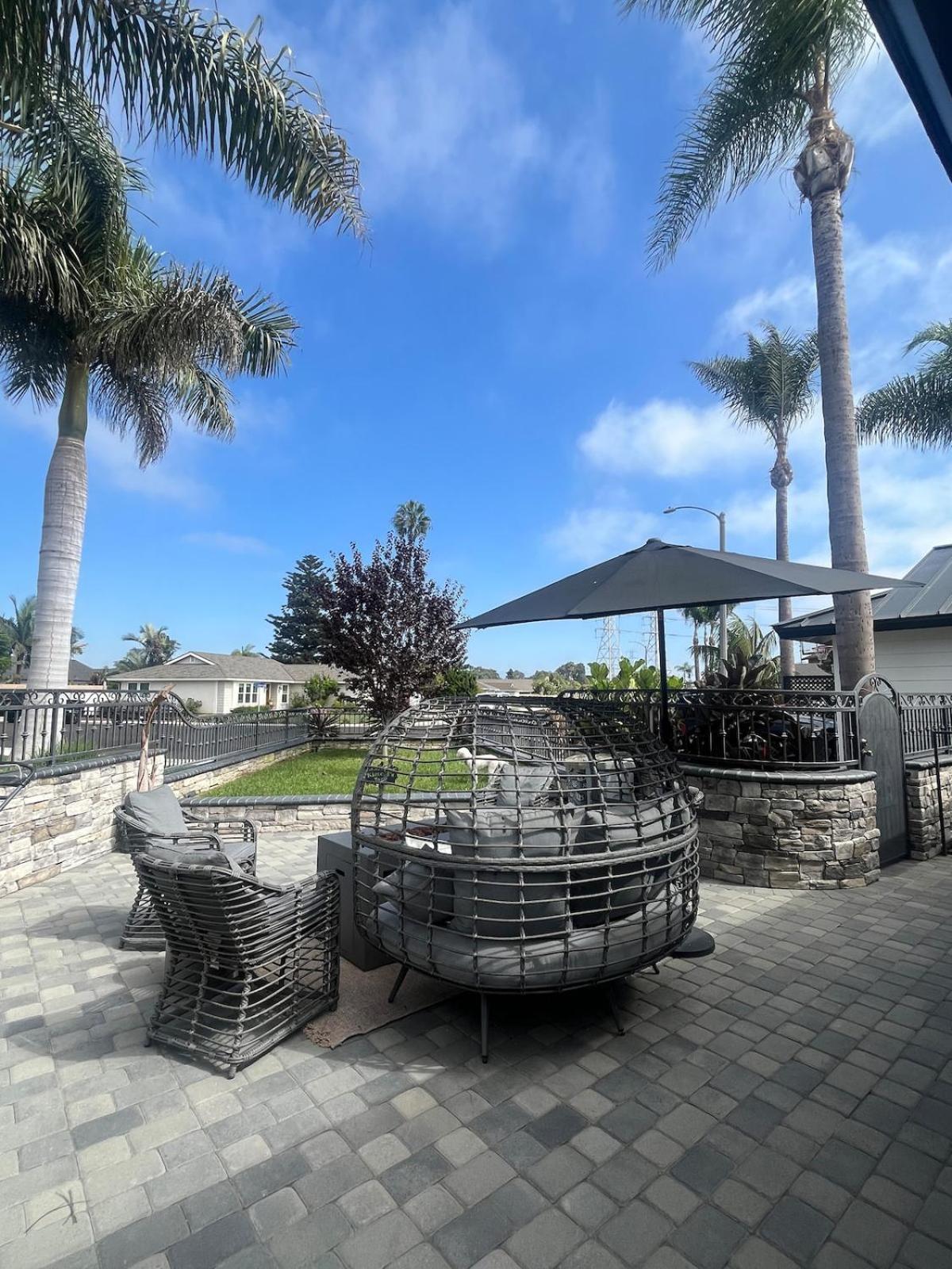 Life's A Holiday home Huntington Beach