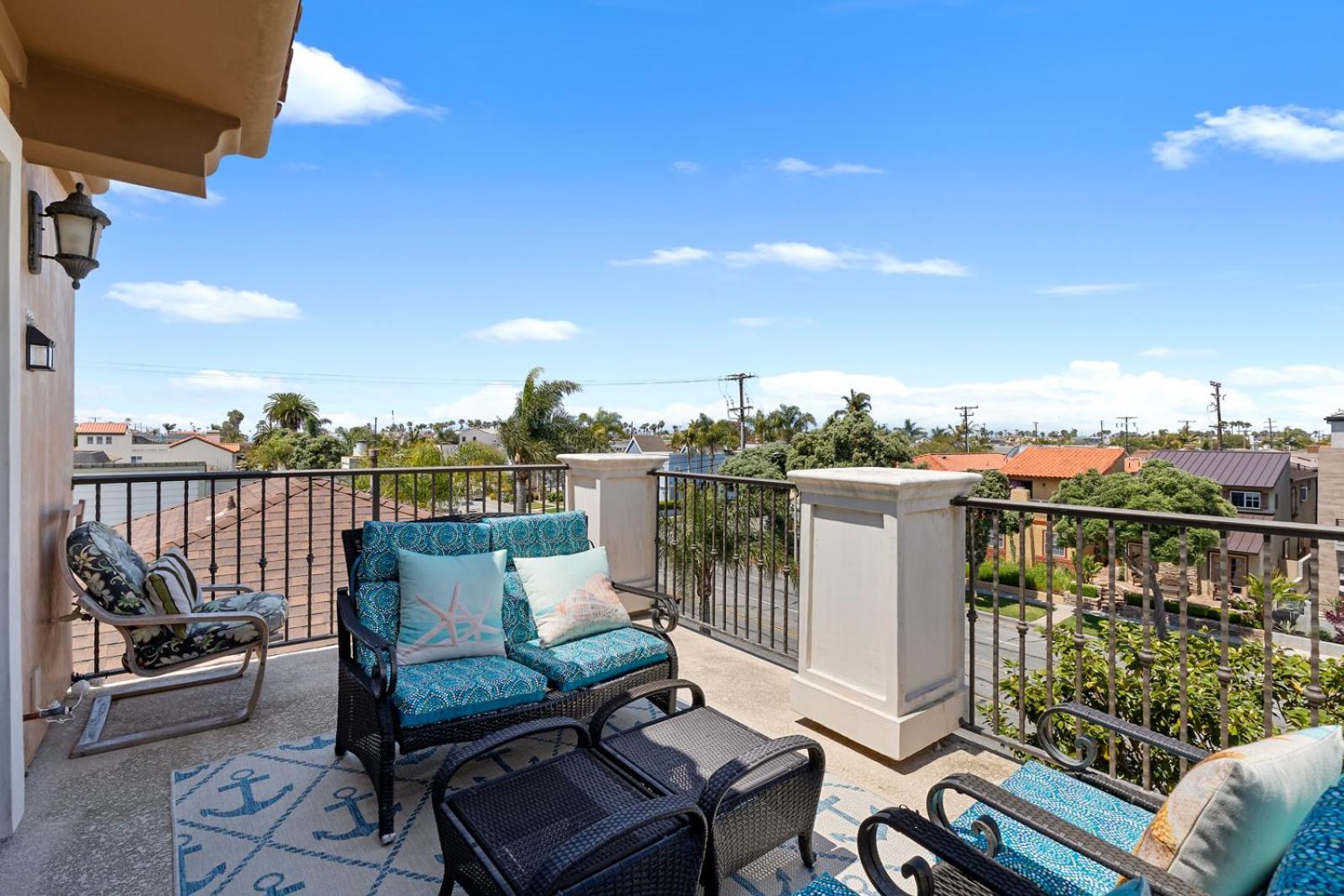 New Luxurious Villa Huntington Beach