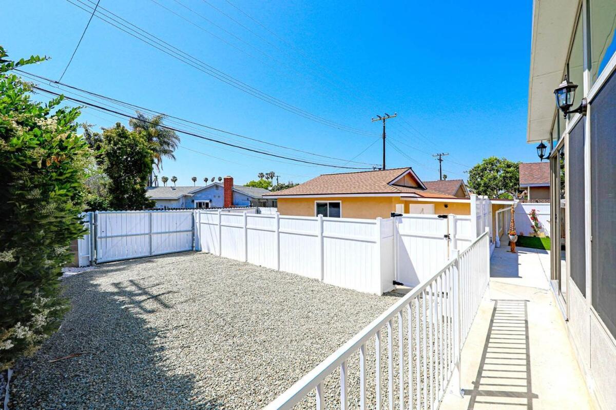 Holiday home Fully Remodeled Cheerful 4-bedroom Close To Beach! Huntington Beach