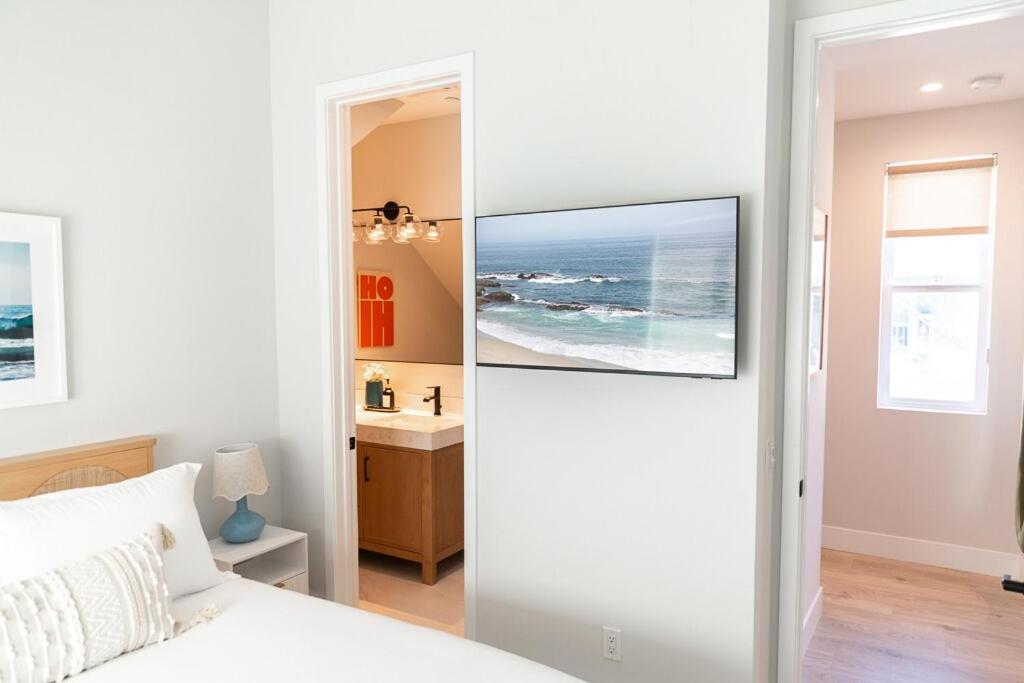 Holiday home Luxury Beachside Steps To And Huntington Beach