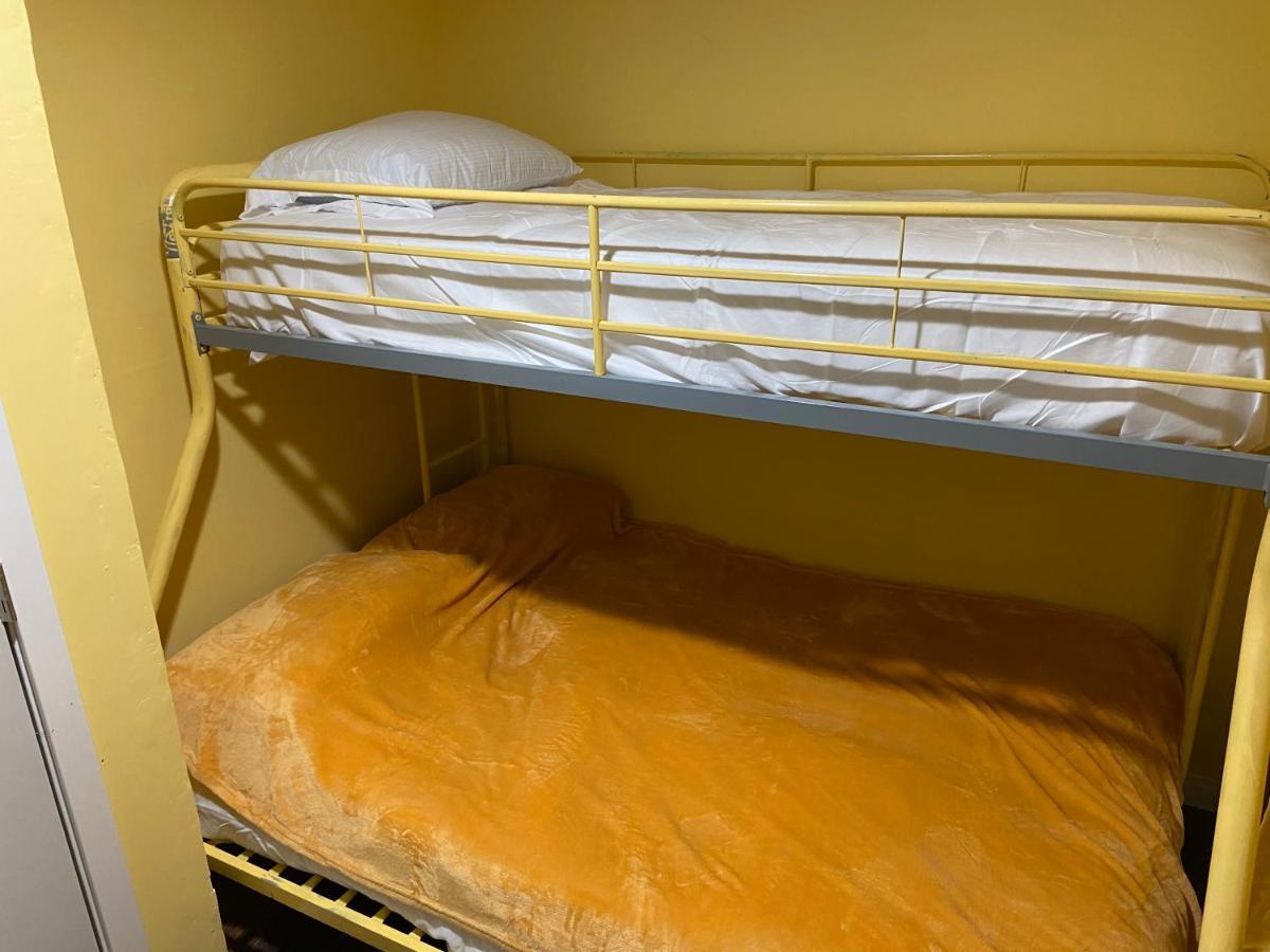 House Bed & Breakfast