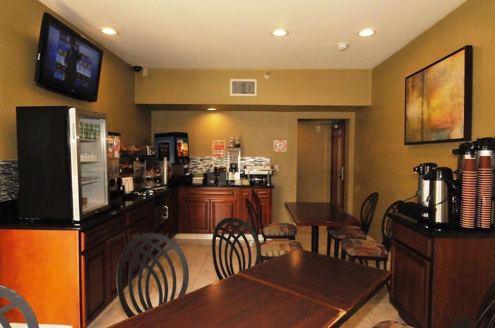 Huntington Hotel