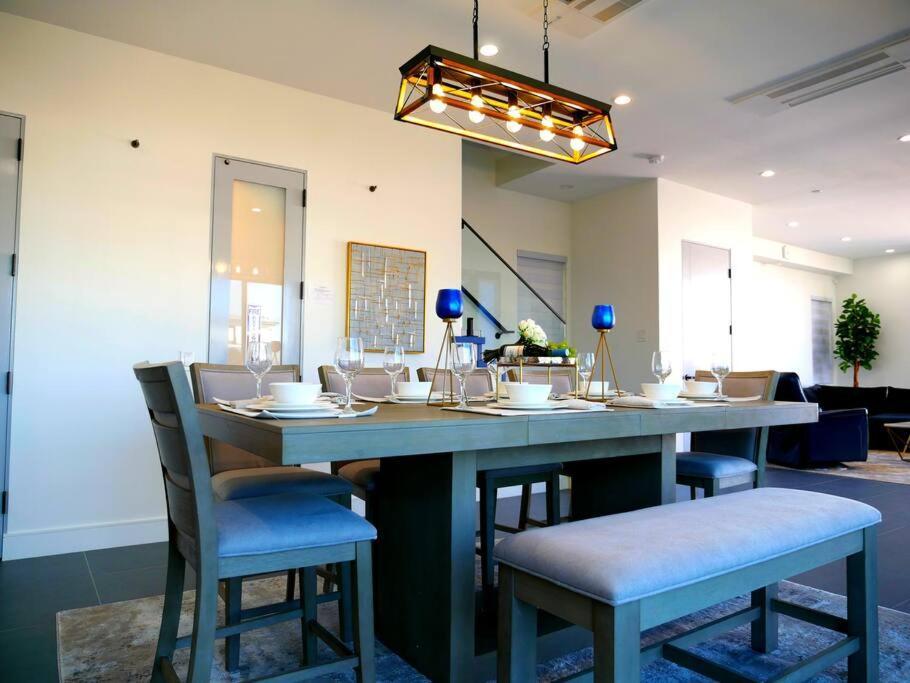 Oc Oasis Pad * Huntington Beach