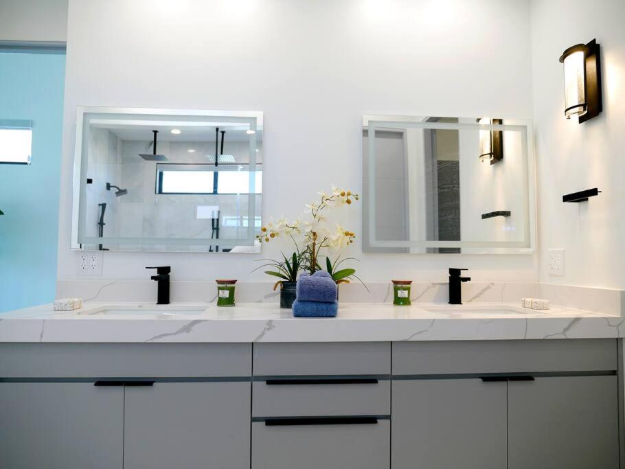 Oc Oasis Pad * Huntington Beach