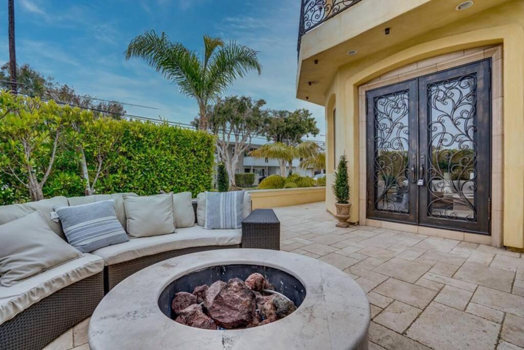 Holiday home Luxury House Rooftop Deck Huntington Beach