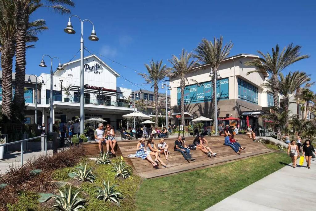 Luxury House Rooftop Deck * Huntington Beach