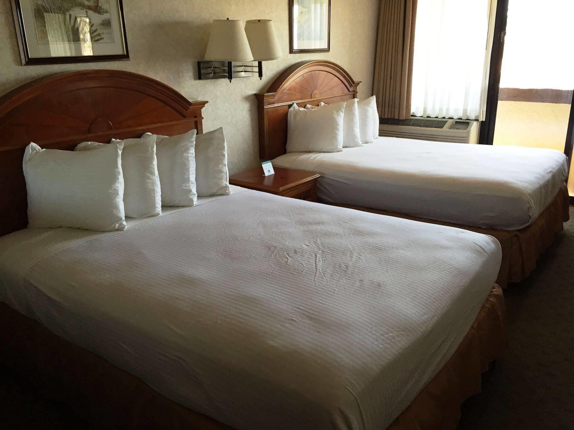 Hotel Huntington 2*